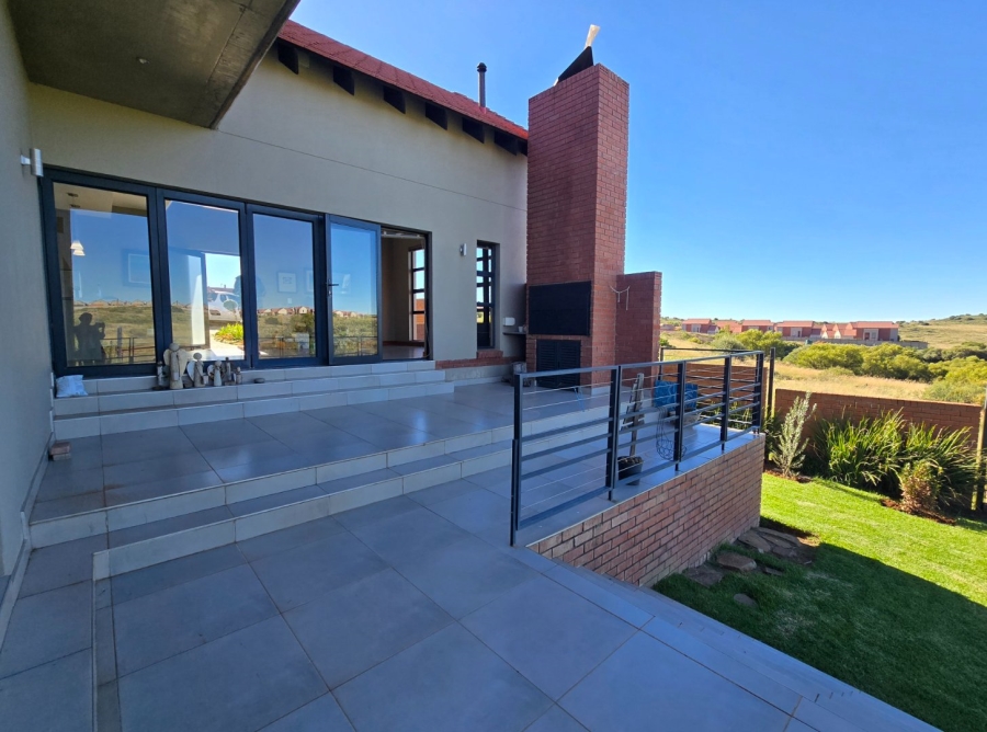 3 Bedroom Property for Sale in Wild Olive Estate Free State